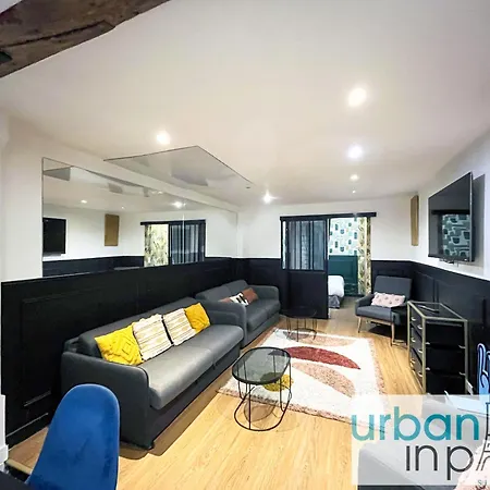 Urbanflat 31 - Triplex Loft In Parigi